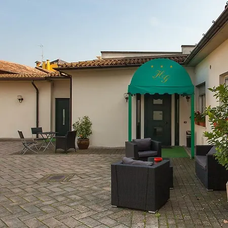 Hotel Gambara Hotel 3*