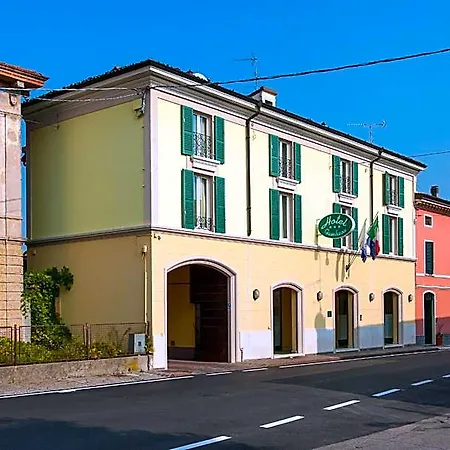 Hotel Gambara