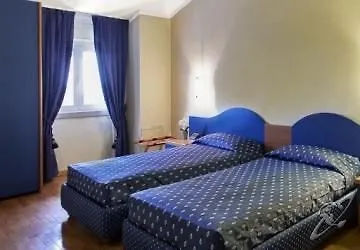 Hotel Gambara 3*
